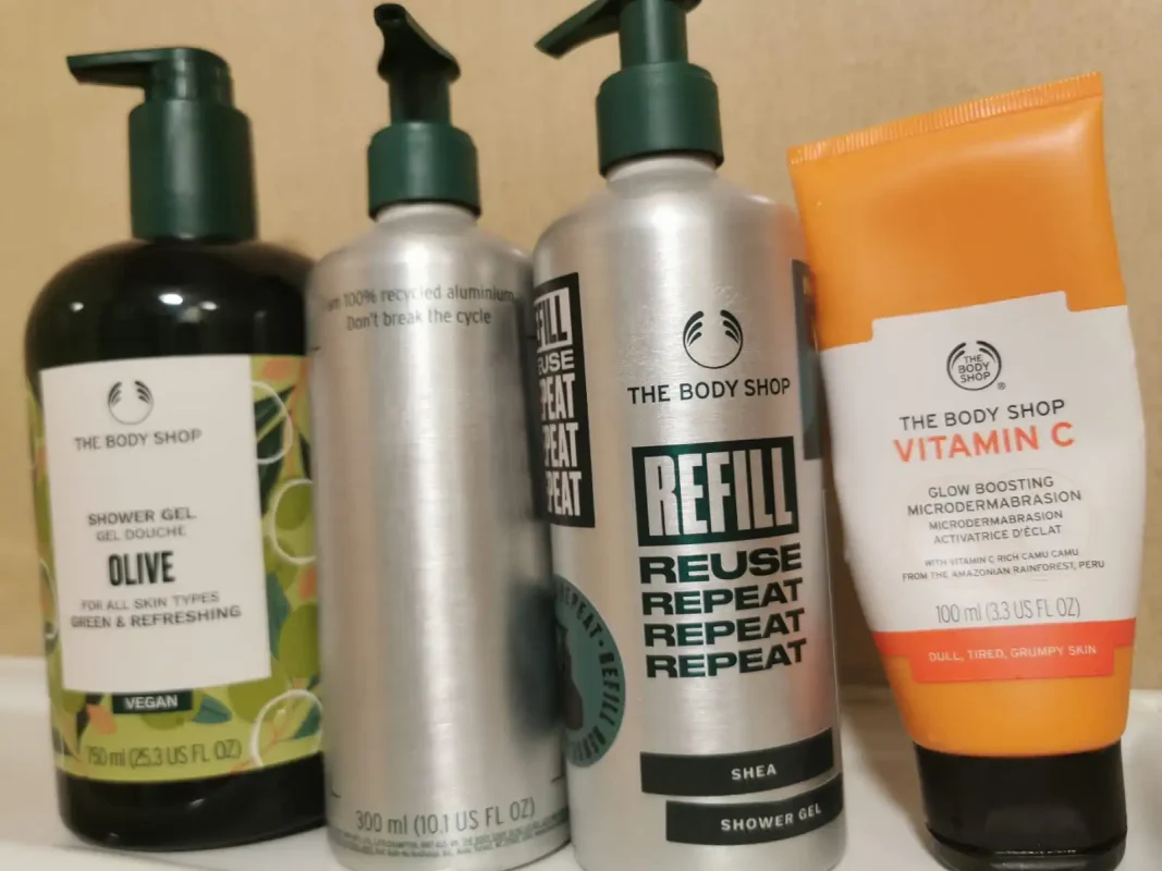 The Body Shop Refill shower gel