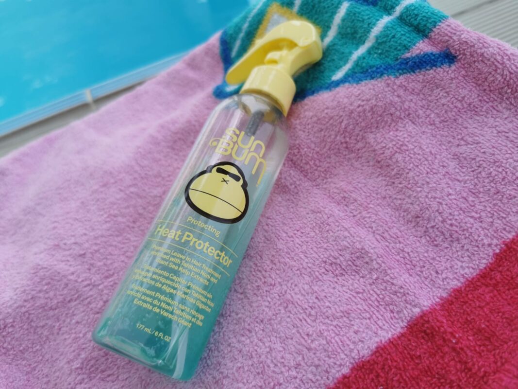 Oribe Gold Lust Nourishing Oil
Hair by Sam McKnight Deeper Love
Nashi Argan Beauty Treatment
Sun Bum Heat Protector
Aveda Thickening Tonic
Briogeo Superfoods
power-packed haircare
