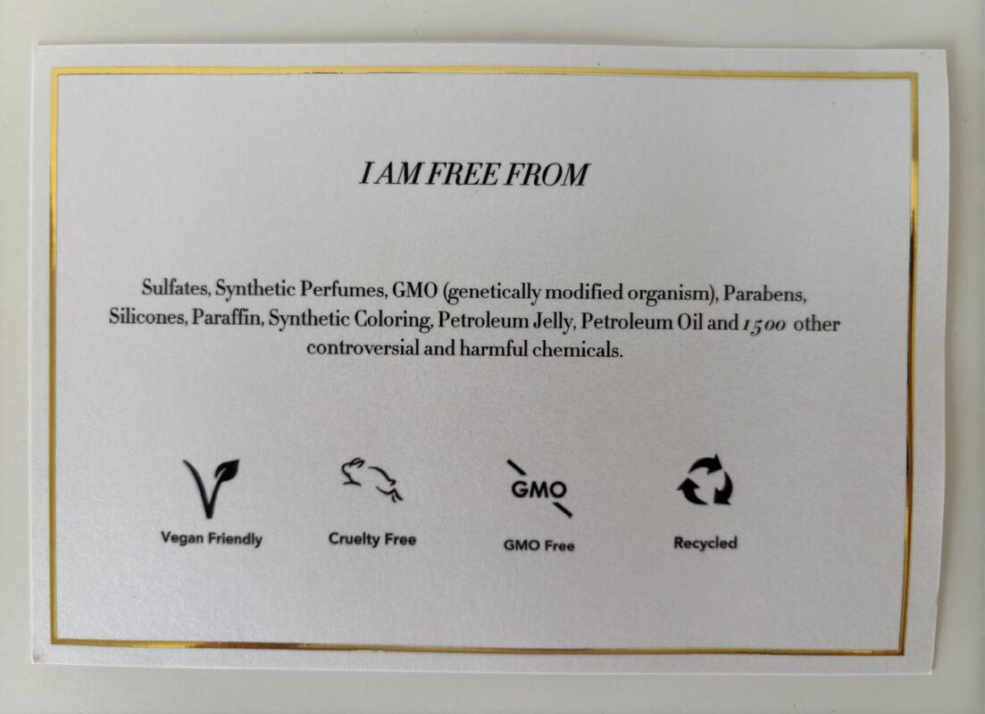 Ixora Organic Beauty
soap bar
skincare routine
cult beauty
life in Dubai
expats in Dubai
sun care, sunscreen
vegan, cruelty-free, 
skin barrier, oily skin
Made in UAE Skincare Brands